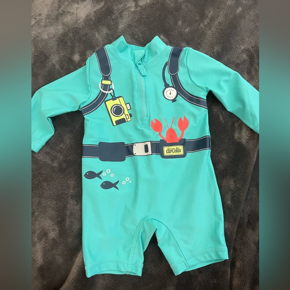 Baby Boy swimsuit/rashguard. Size 3 months.